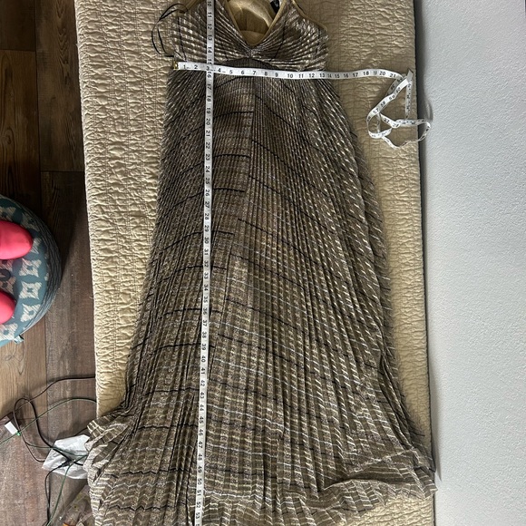 Forte Forte Pleated Metallic Gold Black Thread Empire Line Dress NWT Size 8 - Picture 6 of 12